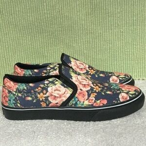 Yes We Vibe Unisex Blue Floral Canvas Slip On Sneaker Shoes SZ M 9 & W 10.5 NWOT